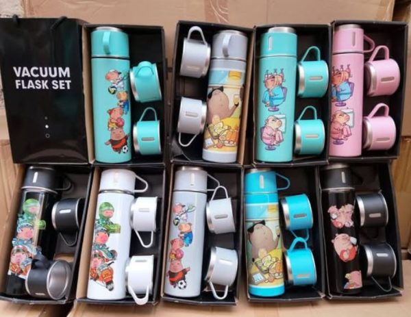 TERMO CAPIBARA + 2 TAZAS